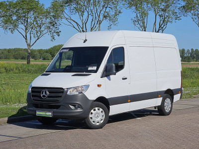 Mercedes-Benz SPRINTER 317 L2H2 Mbux RWD Euro6! 2