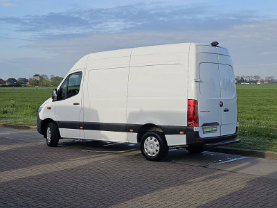 Mercedes-Benz SPRINTER 317 L2H2 Mbux RWD Euro6! 6