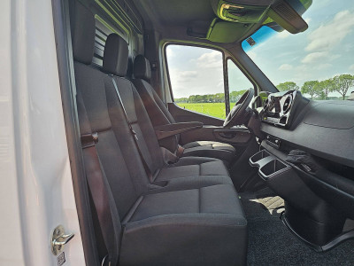 Mercedes-Benz SPRINTER 317 L2H2 Mbux RWD Euro6! 7