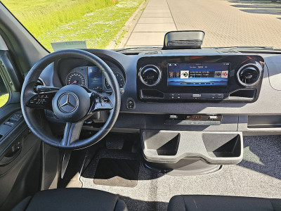 Mercedes-Benz SPRINTER 317 L2H2 Mbux RWD Euro6! 8