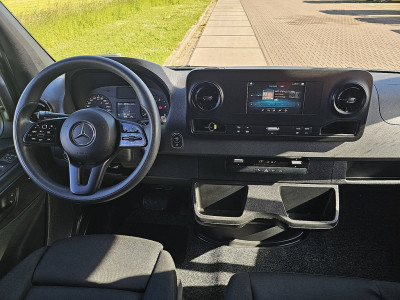 Mercedes-Benz SPRINTER 317 L2H2 Mbux RWD Euro6! 8