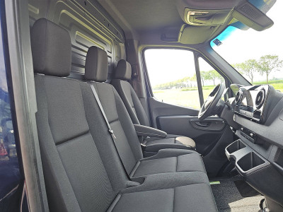 Mercedes-Benz SPRINTER 317 L2H2 Pro Mbux10 LED 7