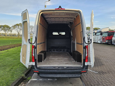 Mercedes-Benz SPRINTER 317 L2H2 RWD Automaat Airco Mbux Camera Cruise Control Apple Carplay Parkeersensoren 3 Zits Euro6 170 PK! foto 12