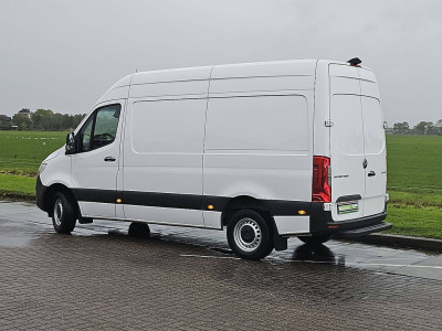 Mercedes-Benz SPRINTER 317 L2H2 RWD Automaat Mbux 360 Graden Camera Standkachel 3 Zits Airco Apple Carplay Euro6 170 PK! foto 6