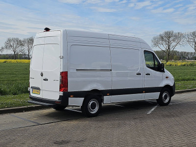 Mercedes-Benz SPRINTER 317 L2H2 RWD Mbux10 3