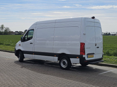 Mercedes-Benz SPRINTER 317 L2H2 RWD Mbux10 6