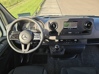 Mercedes-Benz SPRINTER 317 L2H2 RWD Trekhaak Airco Camera Mbux Apple Carplay Euro6 170 PK! foto 8