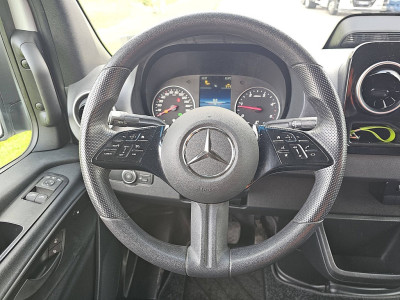 Mercedes-Benz SPRINTER 317 L3H2 | Automaat | LED | Camera | MBUX10 | PDC | Airco | Mtf-stuurwiel | Cruise Control foto 12