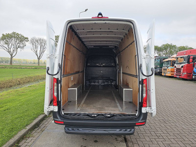 Mercedes-Benz SPRINTER 317 L3H2 | Automaat | LED | Camera | MBUX10 | PDC | Airco | Mtf-stuurwiel | Cruise Control foto 14