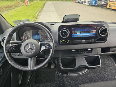 Mercedes-Benz SPRINTER 317 L3H2 | Automaat | LED | Camera | MBUX10 | PDC | Airco | Mtf-stuurwiel | Cruise Control foto 8