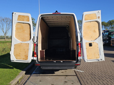 Mercedes-Benz SPRINTER 317 L3H2 Automaat MBUX10 foto 12