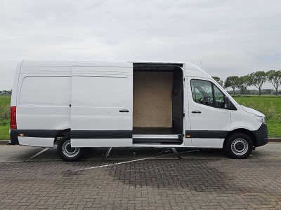 Mercedes-Benz SPRINTER 317 L3H2 Automaat MBUX10 foto 14