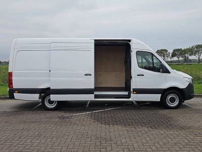 Mercedes-Benz SPRINTER 317 L3H2 Automaat MBUX10 foto 14