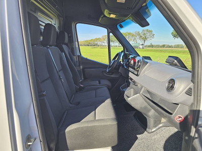Mercedes-Benz SPRINTER 317 L3H2 Automaat MBUX10 foto 7