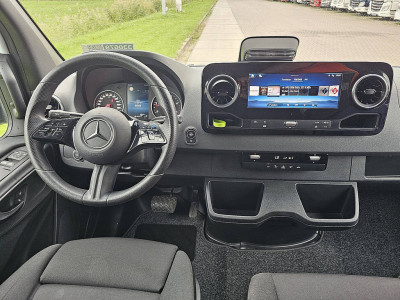 Mercedes-Benz SPRINTER 317 L3H2 Automaat MBUX10 foto 8