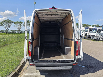 Mercedes-Benz SPRINTER 317 L3H2 LED MBUX10 11