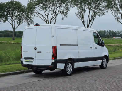 Mercedes-Benz SPRINTER 319 L2H1 V6 LED Mbux10 3