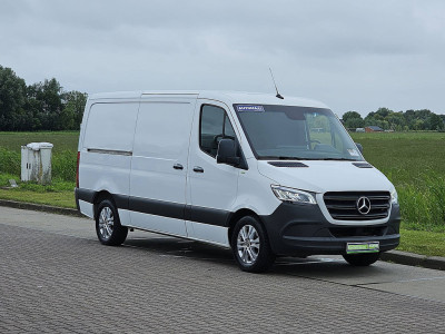 Mercedes-Benz SPRINTER 319 L2H1 V6 LED Mbux10 5