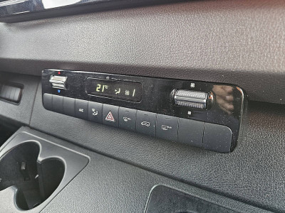 Mercedes-Benz SPRINTER 319 L2H2 MBUX10  LED!! foto 10