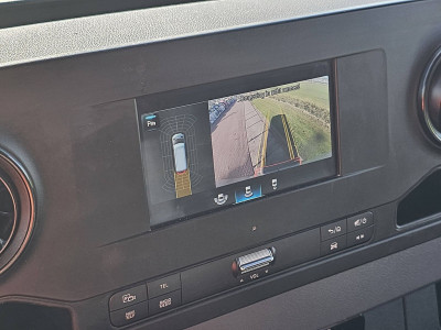 Mercedes-Benz SPRINTER 319 L2H2 RWD 3.5t-Trekhaak Automaat 3 Zits Mbux Navi Camera Airco Apple Carplay Parkeersensoren Euro6 190 PK! foto 17