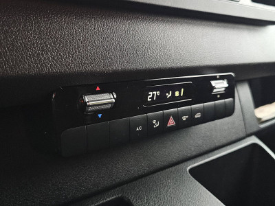 Mercedes-Benz SPRINTER 319 L3H2 ac automaat EURO6 V6 3.0 ltr stoelverwarming camera carplay cruisecontrol trekhaak 3500 kg foto 10