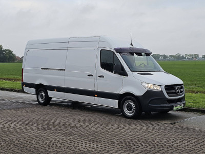 Mercedes-Benz SPRINTER 319 L3H2 ac automaat EURO6 V6 3.0 ltr stoelverwarming camera carplay cruisecontrol trekhaak 3500 kg foto 5