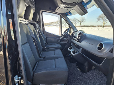 Mercedes-Benz SPRINTER 319 V6 3.0 ltr VOLL EUR6 7