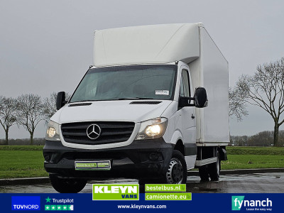 Mercedes-Benz SPRINTER 516