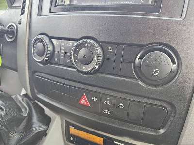 Mercedes-Benz SPRINTER 519 L2H2 N1 V6 3.0Ltr AC foto 10