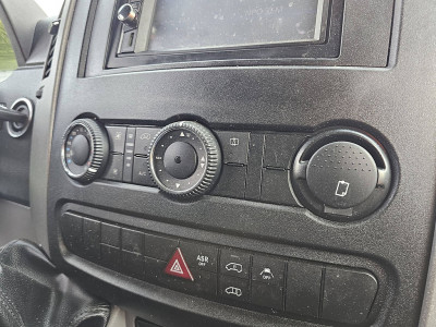 Mercedes-Benz SPRINTER 519 L2H2 V6 3.0Ltr Airco 10