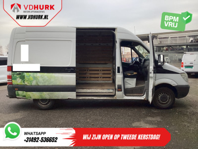 Mercedes-Benz Sprinter 209 2.2 CDI L2H2 APK 05-2026/ Trekhaak/ 3 Pers./ Radio 6