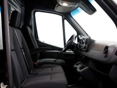 Mercedes-Benz Sprinter 211 CDI 115pk 9G Automaat L2H2 Airco/Navi/Camera 08-2021 foto 3