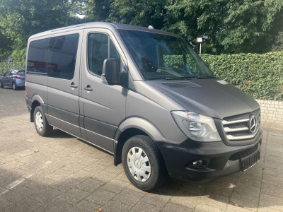 Mercedes-Benz Sprinter 214 (140 pk) rolstoelbus automaat zelrijder handgas handrem