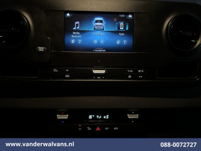 Mercedes-Benz Sprinter 214 CDI 143pk L2H2 Euro6 Airco | Camera | Apple Carplay | Chauffeursstoel Android Auto, Bijrijdersbank foto 16