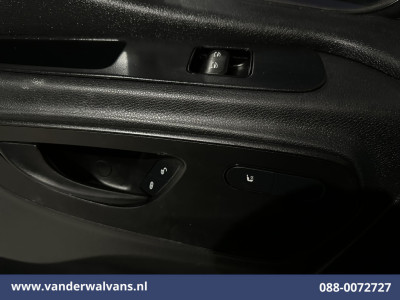 Mercedes-Benz Sprinter 214 CDI 143pk L2H2 Euro6 Airco | Camera | Apple Carplay | Chauffeursstoel Android Auto, Bijrijdersbank foto 17