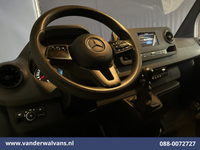 Mercedes-Benz Sprinter 214 CDI 143pk L2H2 Euro6 Airco | Camera | Apple Carplay | Chauffeursstoel Android Auto, Stoelverwarming, Bijrijdersbank foto 14
