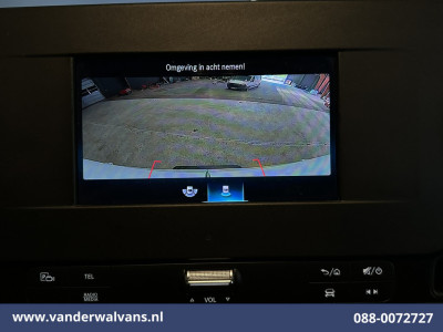Mercedes-Benz Sprinter 214 CDI 143pk L2H2 Euro6 Airco | Camera | Apple Carplay | Chauffeursstoel Android Auto, Stoelverwarming, Bijrijdersbank foto 2