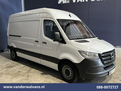 Mercedes-Benz Sprinter 214 CDI 143pk L2H2 Euro6 Airco | Camera | Apple Carplay | Chauffeursstoel Android Auto, Stoelverwarming, Bijrijdersbank foto 8