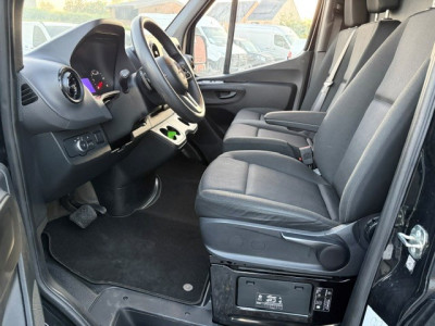 Mercedes-Benz Sprinter 215CDI AUTOMAAT FWD L2H1 foto 14