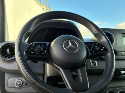 Mercedes-Benz Sprinter 215CDI AUTOMAAT FWD L2H1 foto 17