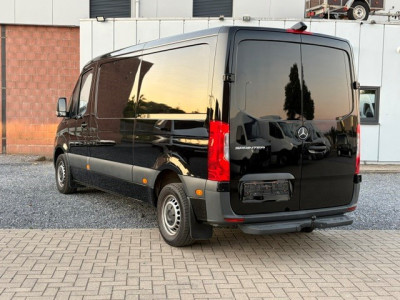 Mercedes-Benz Sprinter 215CDI AUTOMAAT FWD L2H1 foto 4
