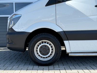 Mercedes-Benz Sprinter 310 2.2 CDI Automaat 432L HD | 4,07m laadruim | Achteruitrijcamera | Bluetooth | Bullbars 5