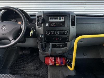 Mercedes-Benz Sprinter 311 2.2 CDI 432 Rolstoelbus Zeer mooi|Lage km stand|Dealer onderhouden foto 3