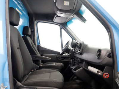 Mercedes-Benz Sprinter 311 CDI 115pk E6 RWD Bakwagen met achterdeuren 2-Persoons 09-2021 foto 3