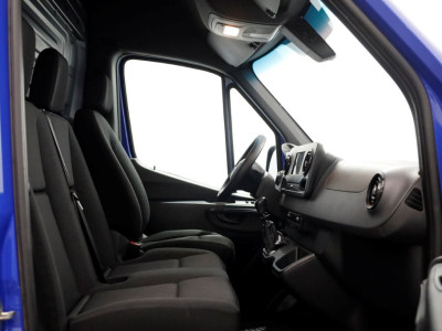 Mercedes-Benz Sprinter 311 CDI 115pk L2H2 Airco/CarPlay 07-2019 3