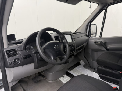 Mercedes-Benz Sprinter 311CDI Automaat L3H2 Maxi | Camera | Bezorgschappen in Laadruimte | foto 3