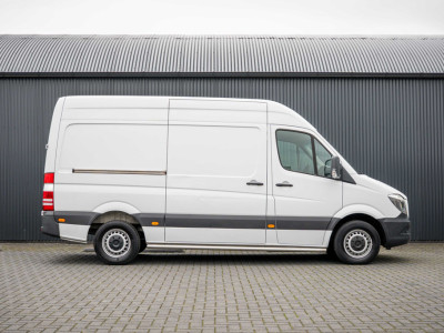 Mercedes-Benz Sprinter 311 CDI L2H2 | Camera | Volledig Ingericht | Navi | Airco foto 6