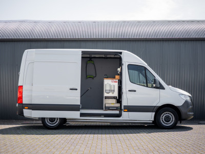 Mercedes-Benz Sprinter 311 CDI L2H2 | Volledig Ingericht | Mbux | Camera | Navi | Climatronic 7