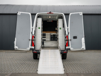 Mercedes-Benz Sprinter 311 CDI RWD L2H2 | Volledig Ingericht | Mbux | Camera | Climatronic 10