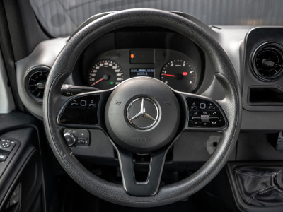 Mercedes-Benz Sprinter 311 CDI RWD L2H2 | | Volledig Ingericht | Mbux | Camera | Climatronic 15